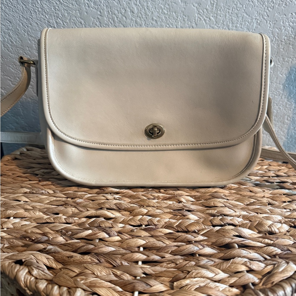 Vintage Coach City Bag 9790 in Bone